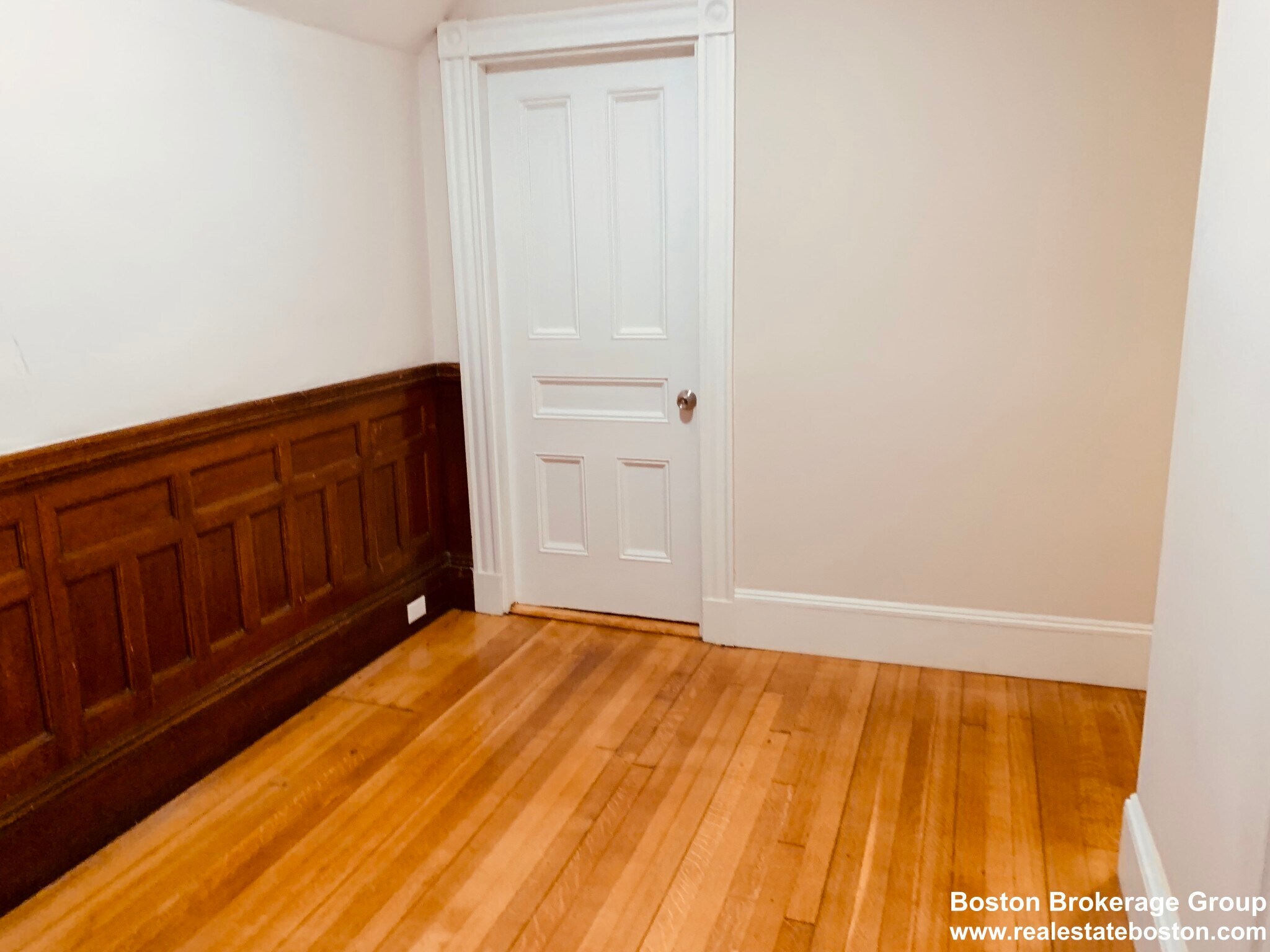 Building Photo - 22 Parker Hill Ave