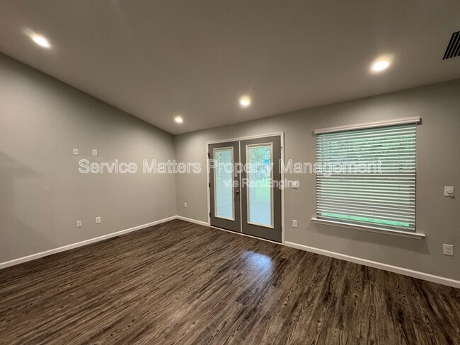 Building Photo - 6848 Stirrup Ln