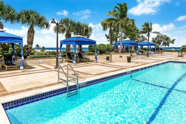 Building Photo - 2100 S Ocean Dr