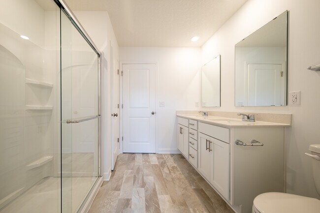 Building Photo - 15142 Archdale Ln