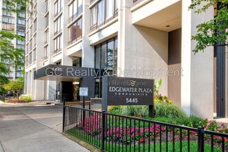 Building Photo - 5445 N Sheridan Rd
