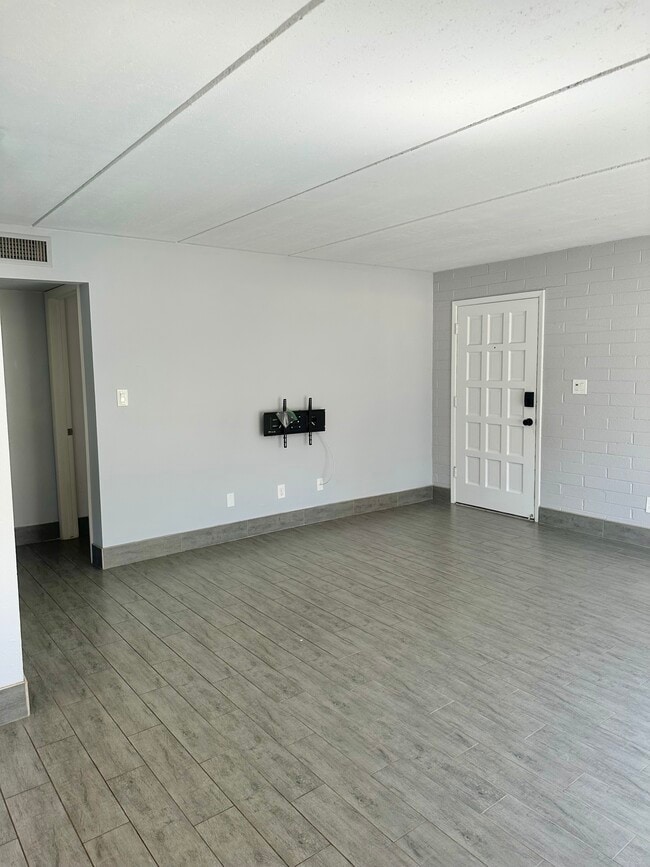 Building Photo - 3637 E Monterosa St