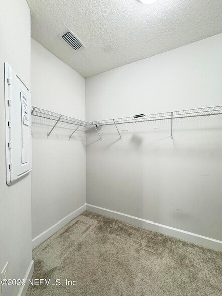 Building Photo - 104 Linda Lake Ln
