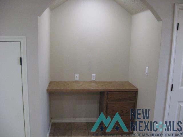 Building Photo - 105 Gayland Dr