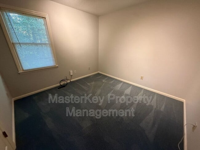 Building Photo - 102 Tapestry Terrace