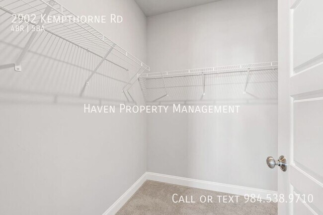 Building Photo - 2902 Kempthorne Rd