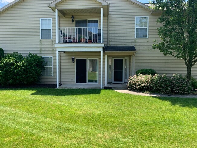 Building Photo - 144 Sparrow Rd