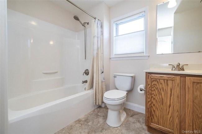 Building Photo - 105 Arizona Ave