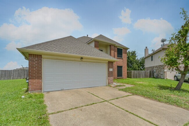 Building Photo - 7102 Calix Ln