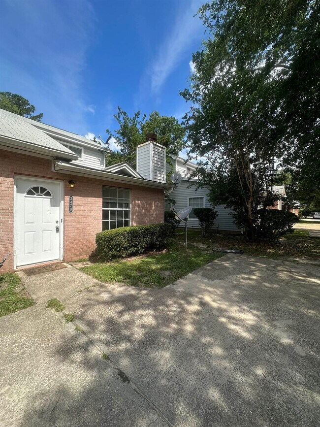 Building Photo - 2470 Nugget Ln