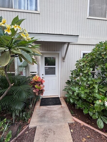 Building Photo - 934 Kuialua Pl