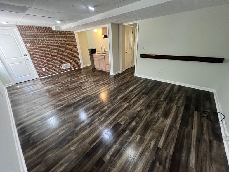 Building Photo - 3080 Dove Chase Ct