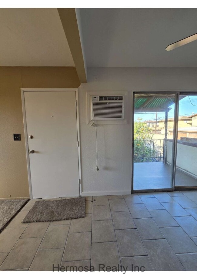 Building Photo - 1234 W J St