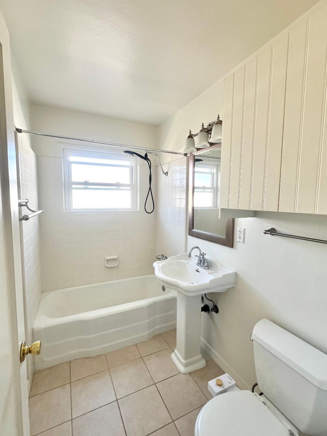 Building Photo - 4256 Noyes St