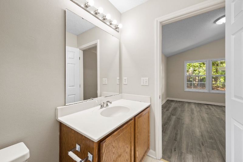 Building Photo - 4215 Mantua Way