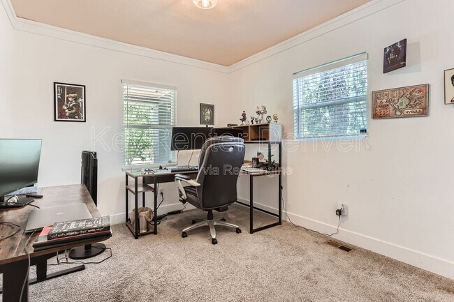 Building Photo - 1564 Tamarac St