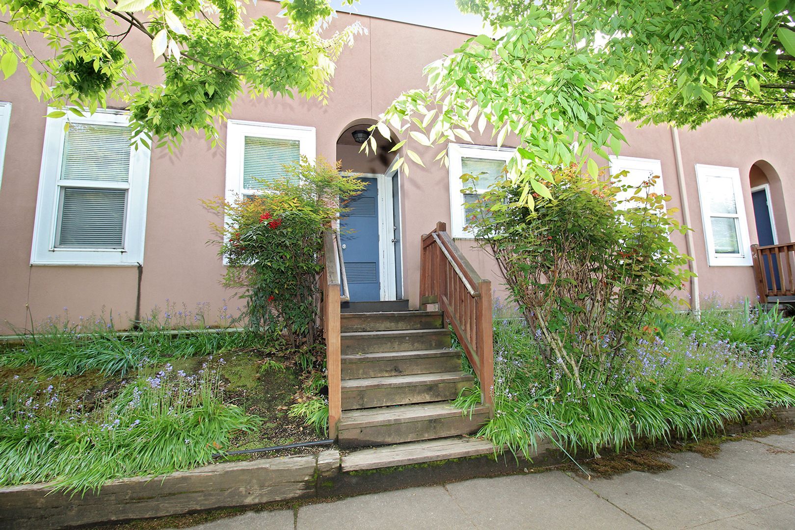 Building Photo - 826 N Humboldt St