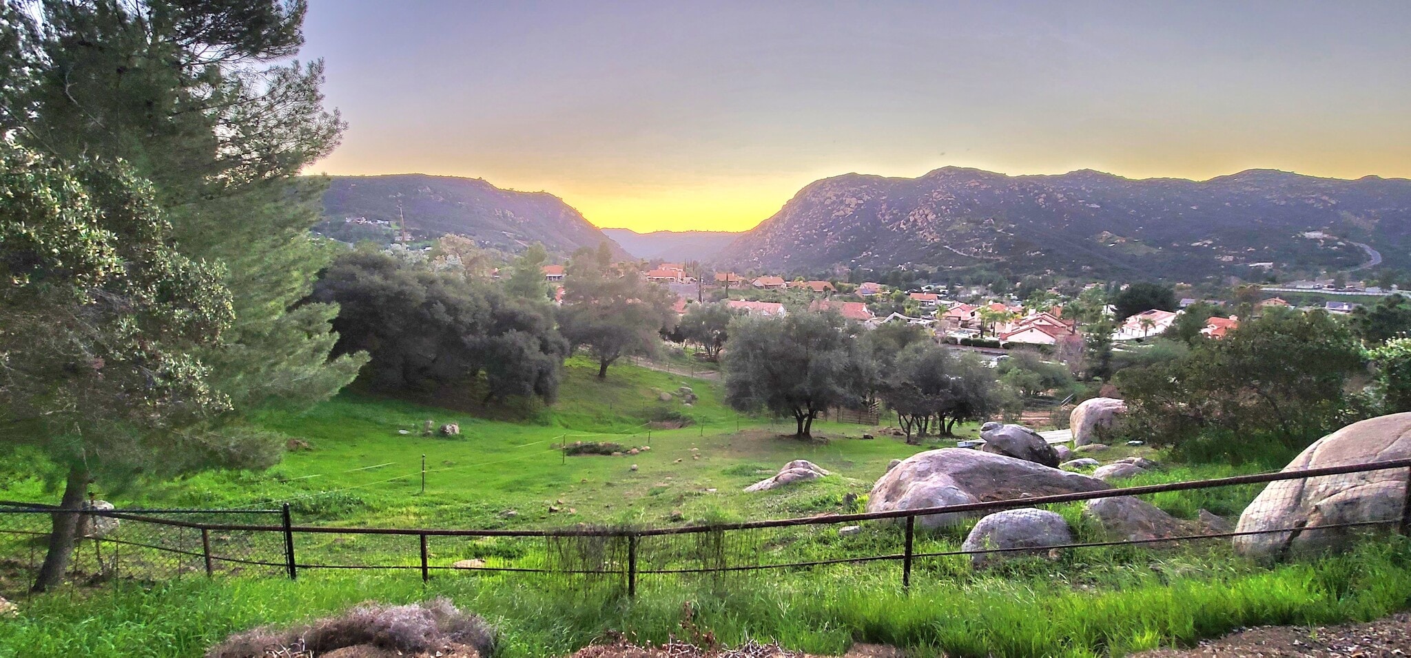 Building Photo - 434 Summerhill Ct