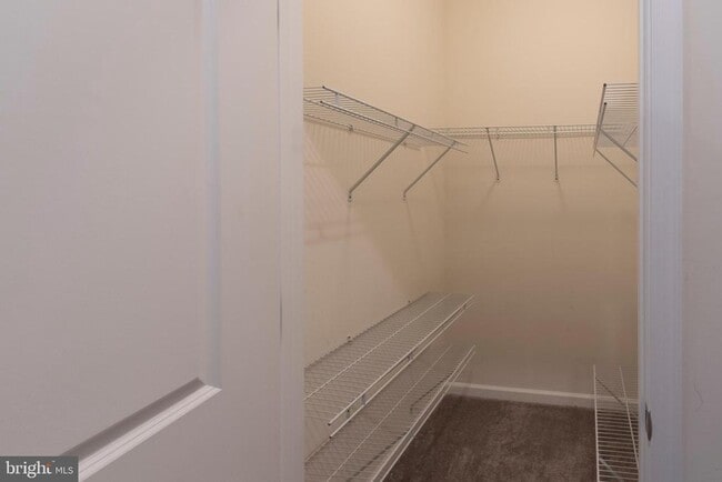 Building Photo - 14337 Potomac Heights Ln