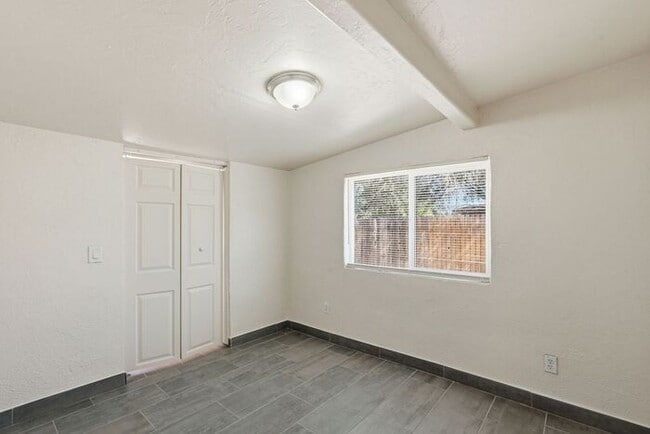 Building Photo - 4608 Fremont Ave