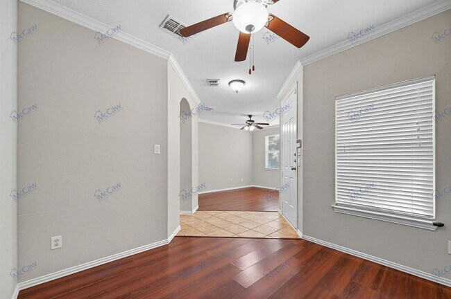 Building Photo - 4515 Sawgrass Dr