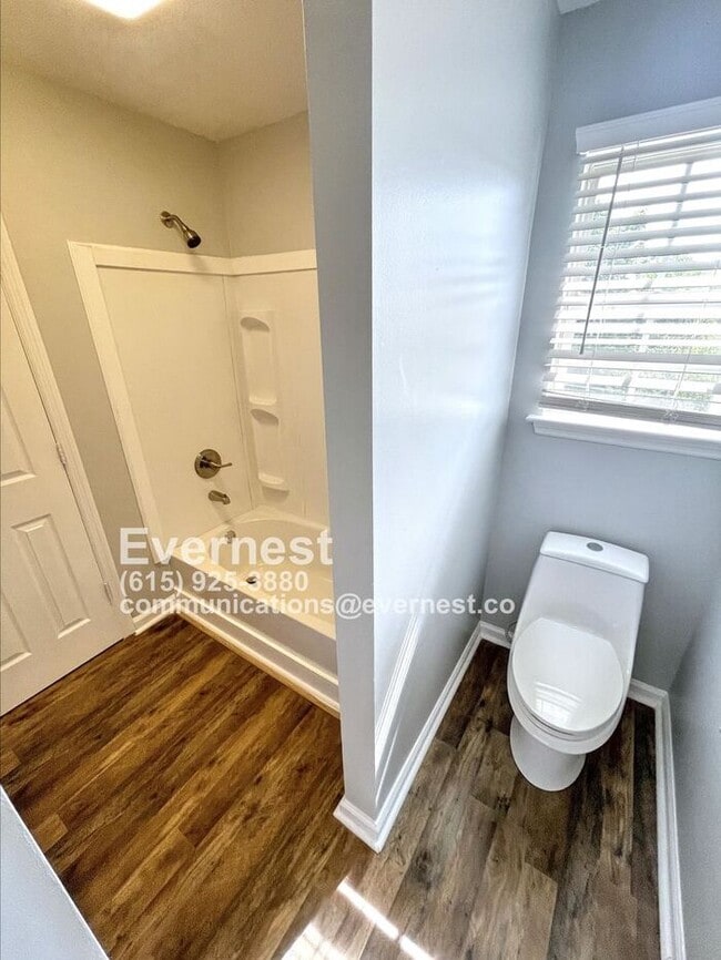 Building Photo - 3-Bedroom, 2-Bathroom Home with Deck and C...