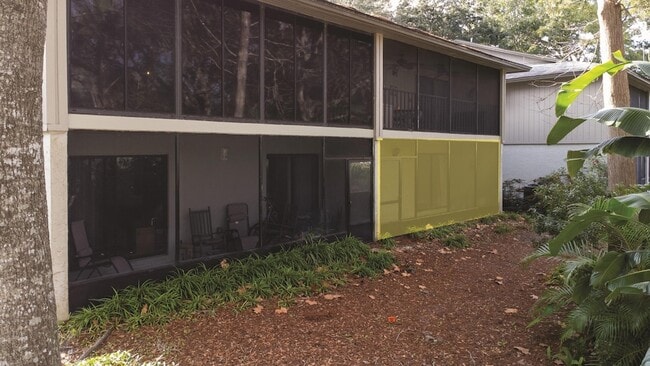 Building Photo - 21 Cristina Ct