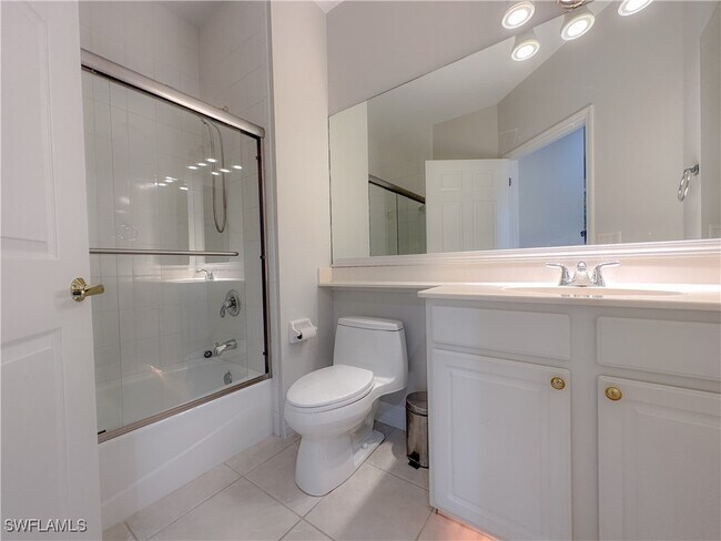 Building Photo - 8310 Big Acorn Cir