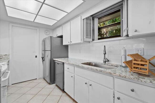 Building Photo - 11863 Wimbledon Cir