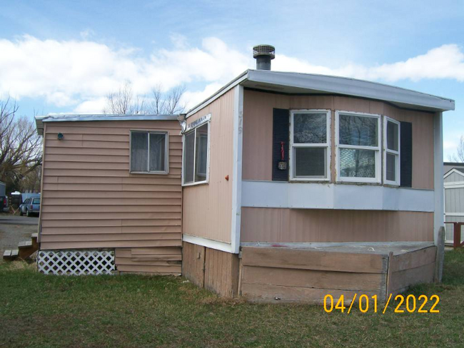 Building Photo - 13 Travertine Ln