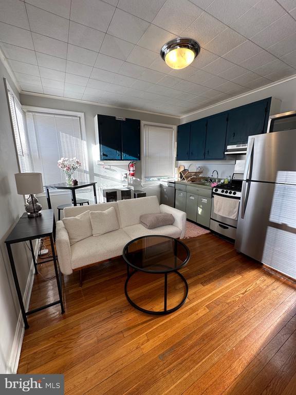 Building Photo - 221 W Chester Pike