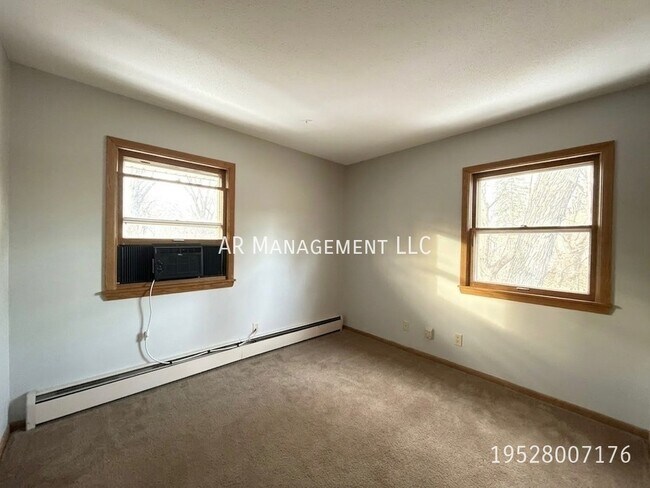 Building Photo - 11210 Sunset Trail