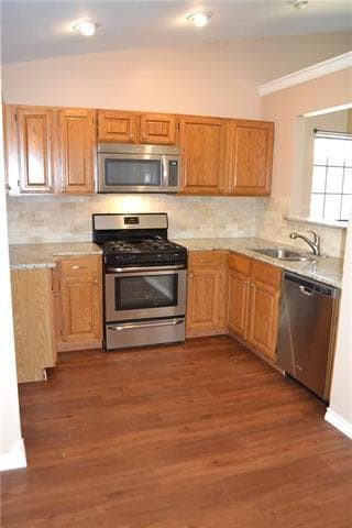 Building Photo - 713 Mack Dr