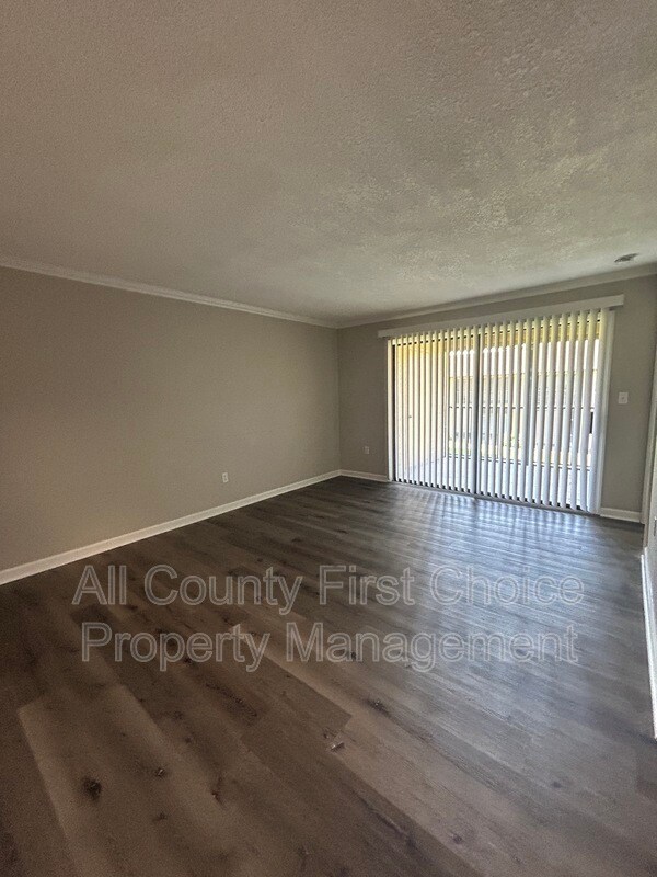 Building Photo - 12293 Sailwinds Dr