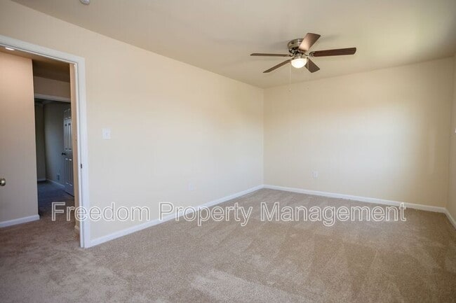 Building Photo - 10270 Cub Run Ct