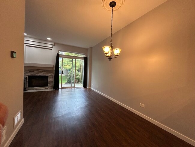 Building Photo - 1385 Redbridge Ct