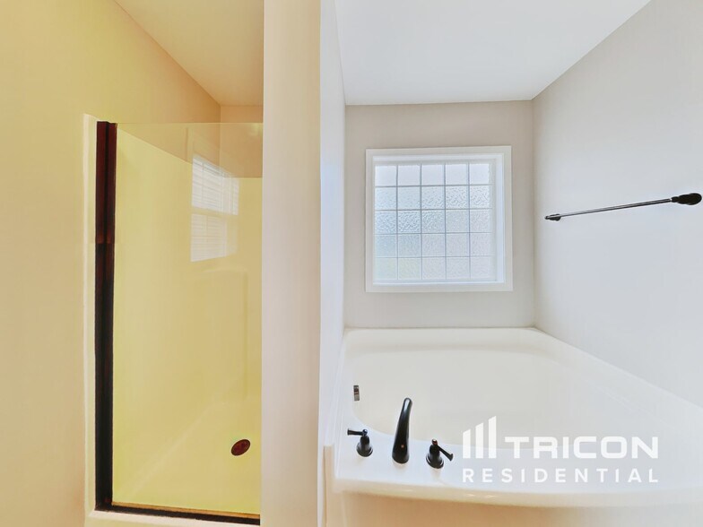 Building Photo - 85 Scotch Bonnet Ridge