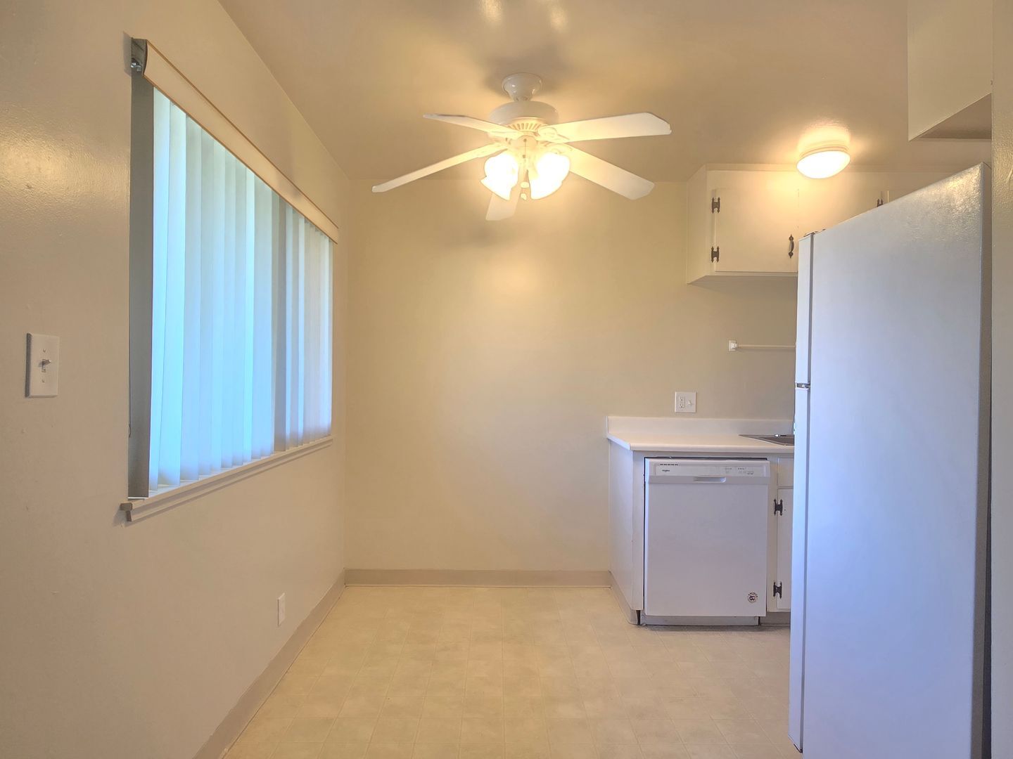 Building Photo - 3579 Agate Dr