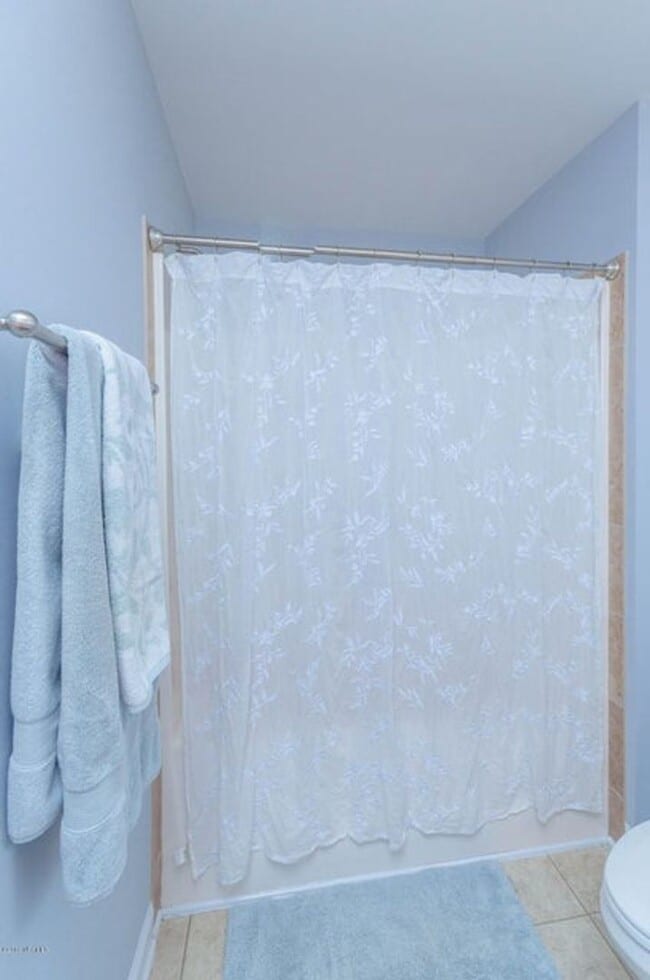 Building Photo - 219 Peggy's Trce