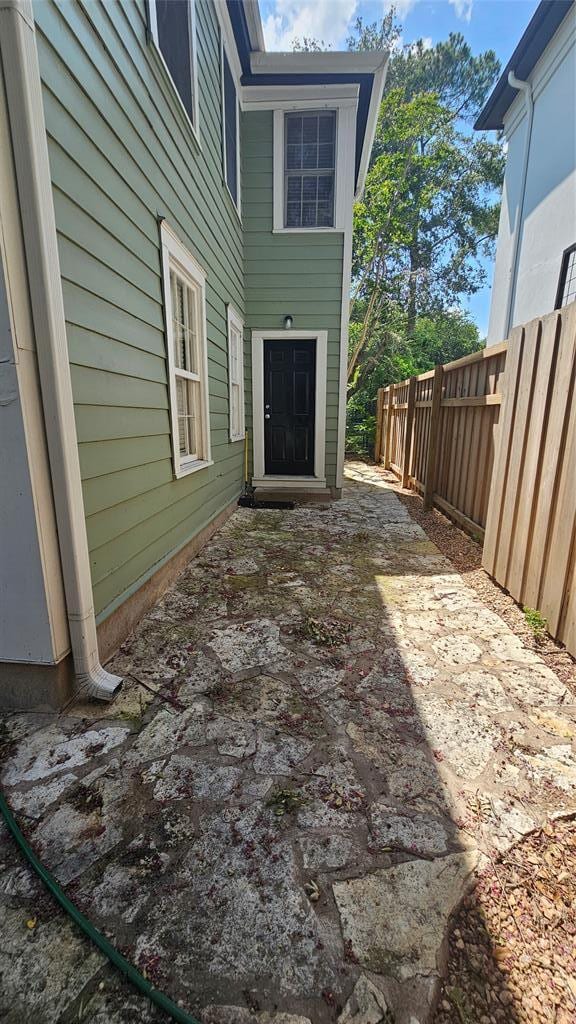 Building Photo - 2403 Jarratt Ave
