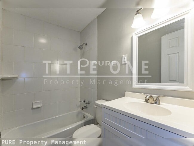 Building Photo - Price Drop Alert!  Fall Rental Specials Available! Welcome to your new home in the heart of Hapev...