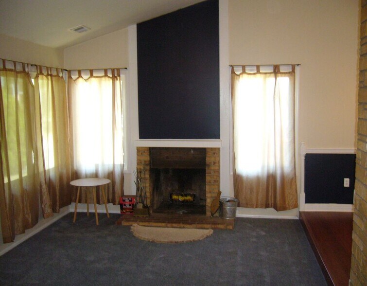 Building Photo - 760 Sugarland Run Drive