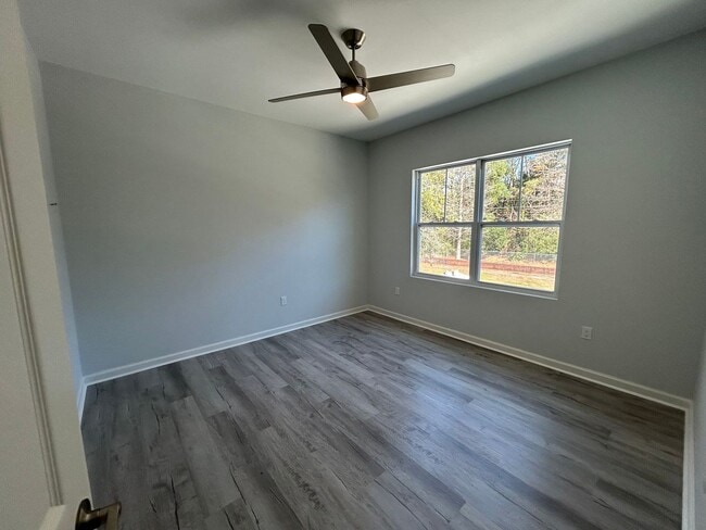 Building Photo - 2022 Trimble Rd