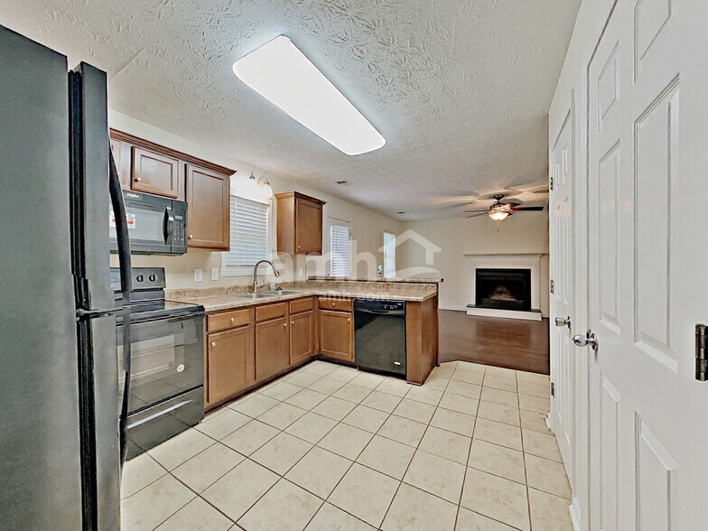 Building Photo - 505 Allens Landing Ct