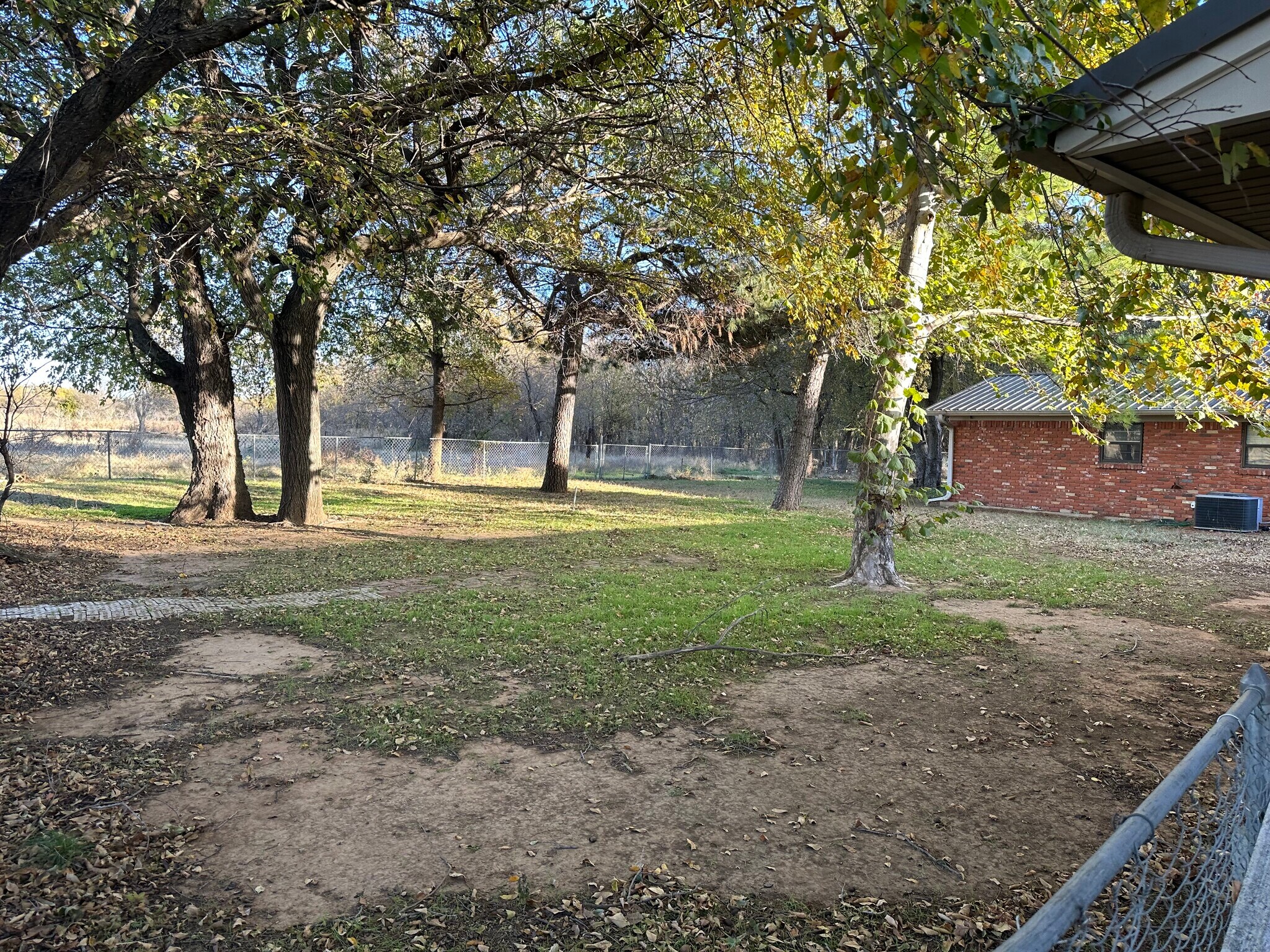 Building Photo - 13520 NW Cache Rd