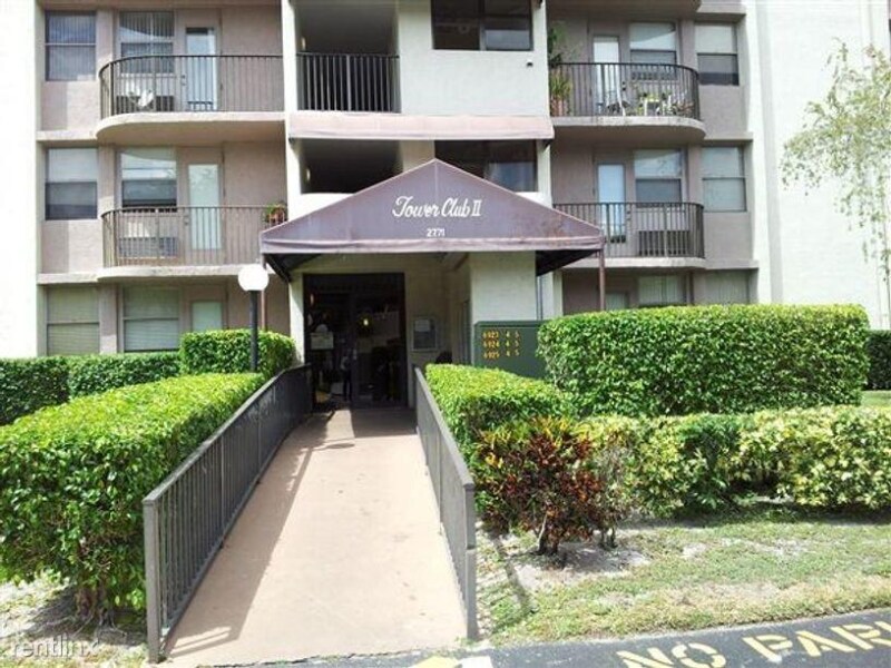 Building Photo - 2701 Riverside Dr