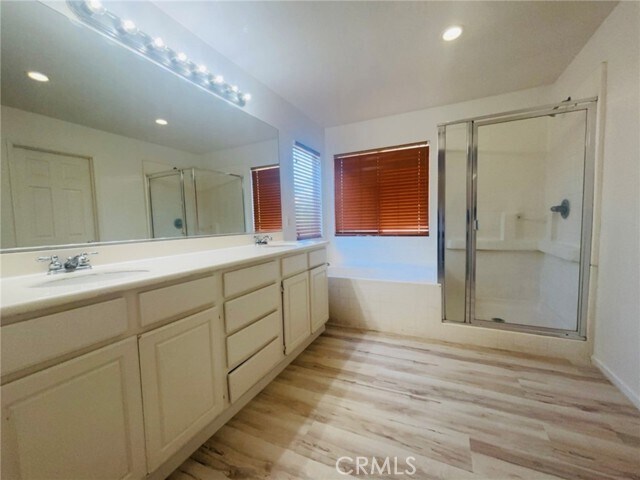 Building Photo - 1440 Avila Dr