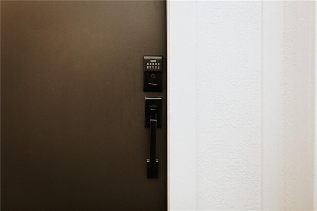 Building Photo - 207 W Johanna St