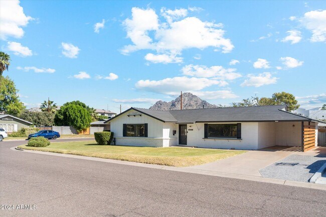 Building Photo - 1455 E Tuckey Ln