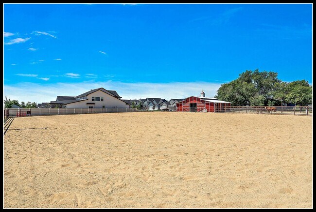 Building Photo - 3 Acre Horse Ranch & Home Rental SE Boise ...
